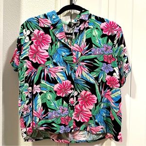 Hawaiian top